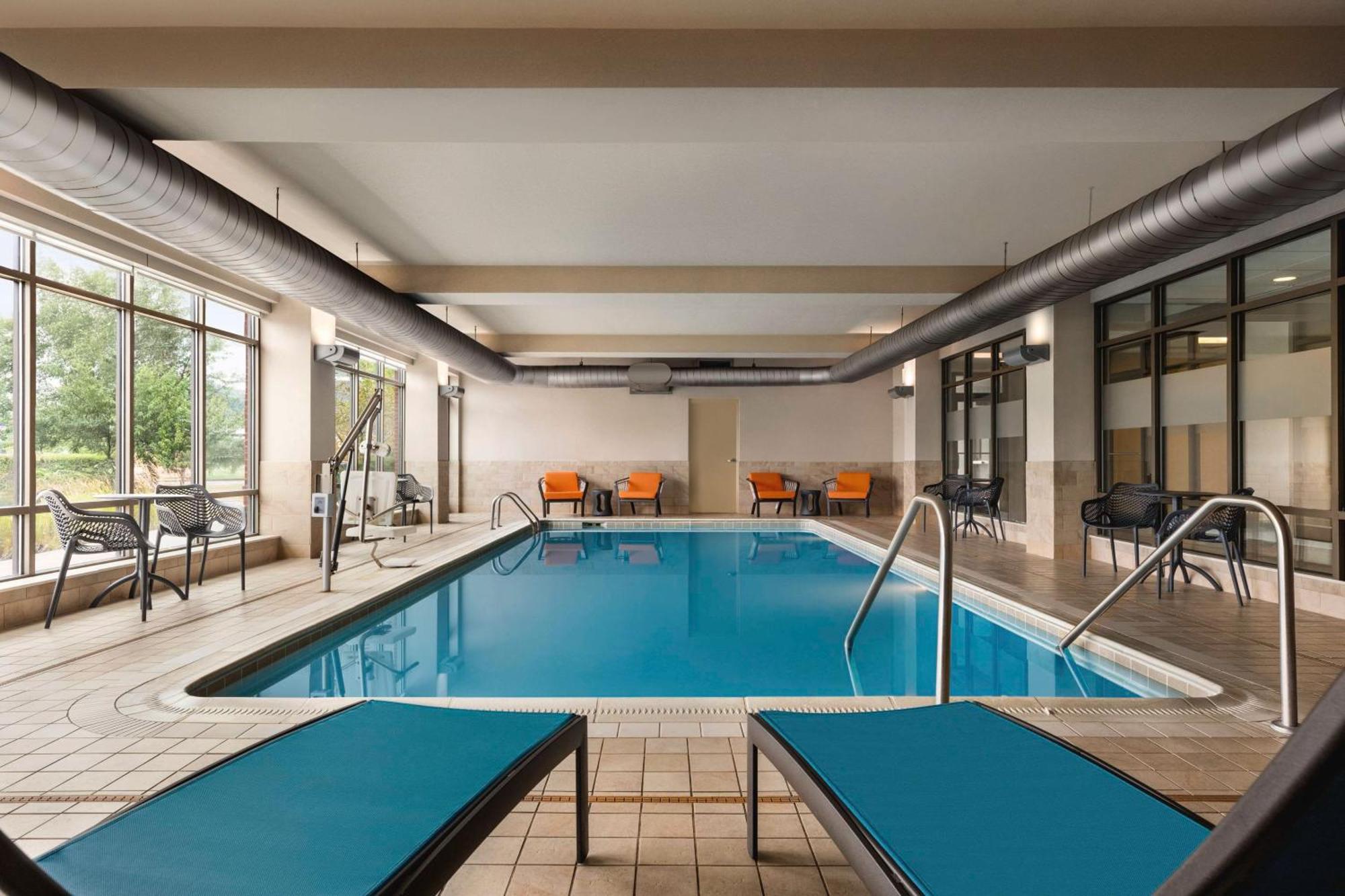 Hampton Inn & Suites Pittsburgh Waterfront West Homestead Εξωτερικό φωτογραφία